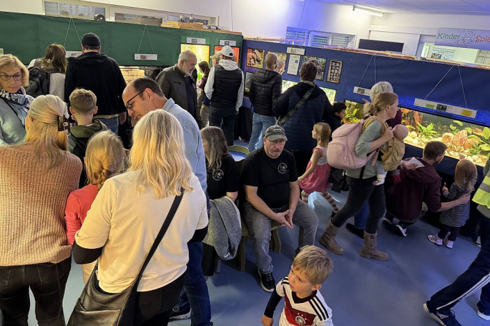 TMG_bei_der_Aquarienausstellung_Moessingen__Foto_Horst_Fries_10
