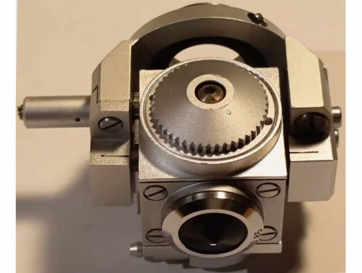 Leitz-Mikrohaertepruefer_2